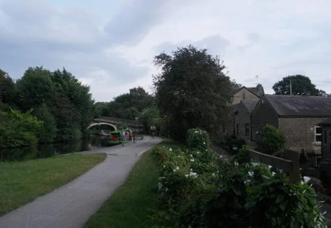 Along Leeds & Liverpool Canal behind the Fishermans Pub