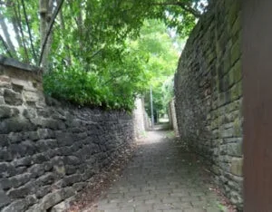 Path near Crownest in Bingley